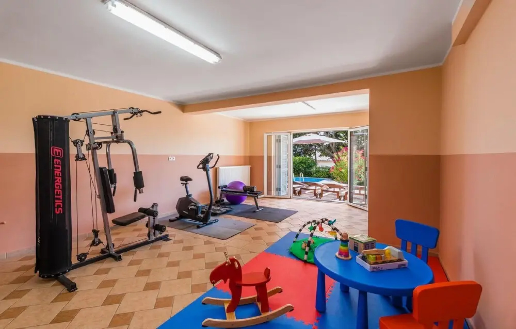 Nice Home in Novi Vinodolski With Wifi and 5 Bedrooms