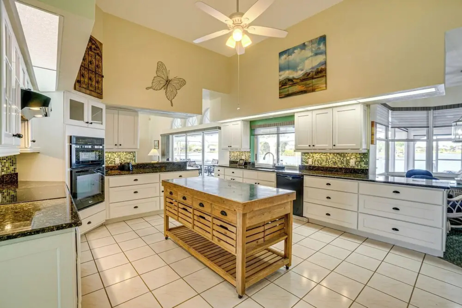 Poolside Bliss & Lake Fun: Florida Getaway!