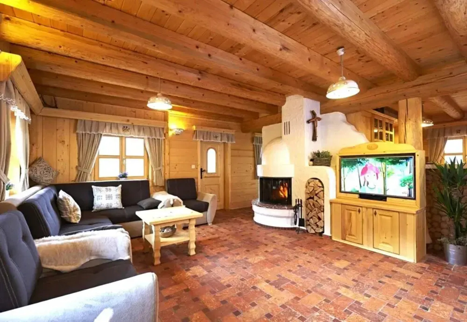 Alpine Dream Chalet With Private Ski Lift