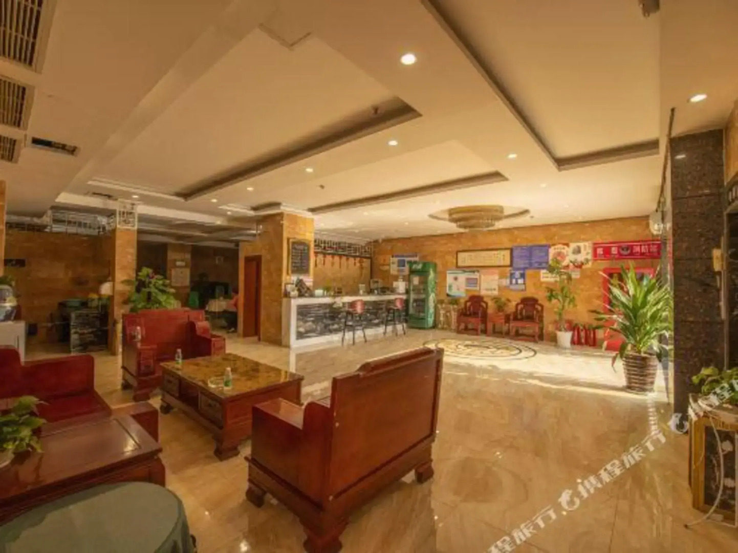 Yiluyue Business Hotel