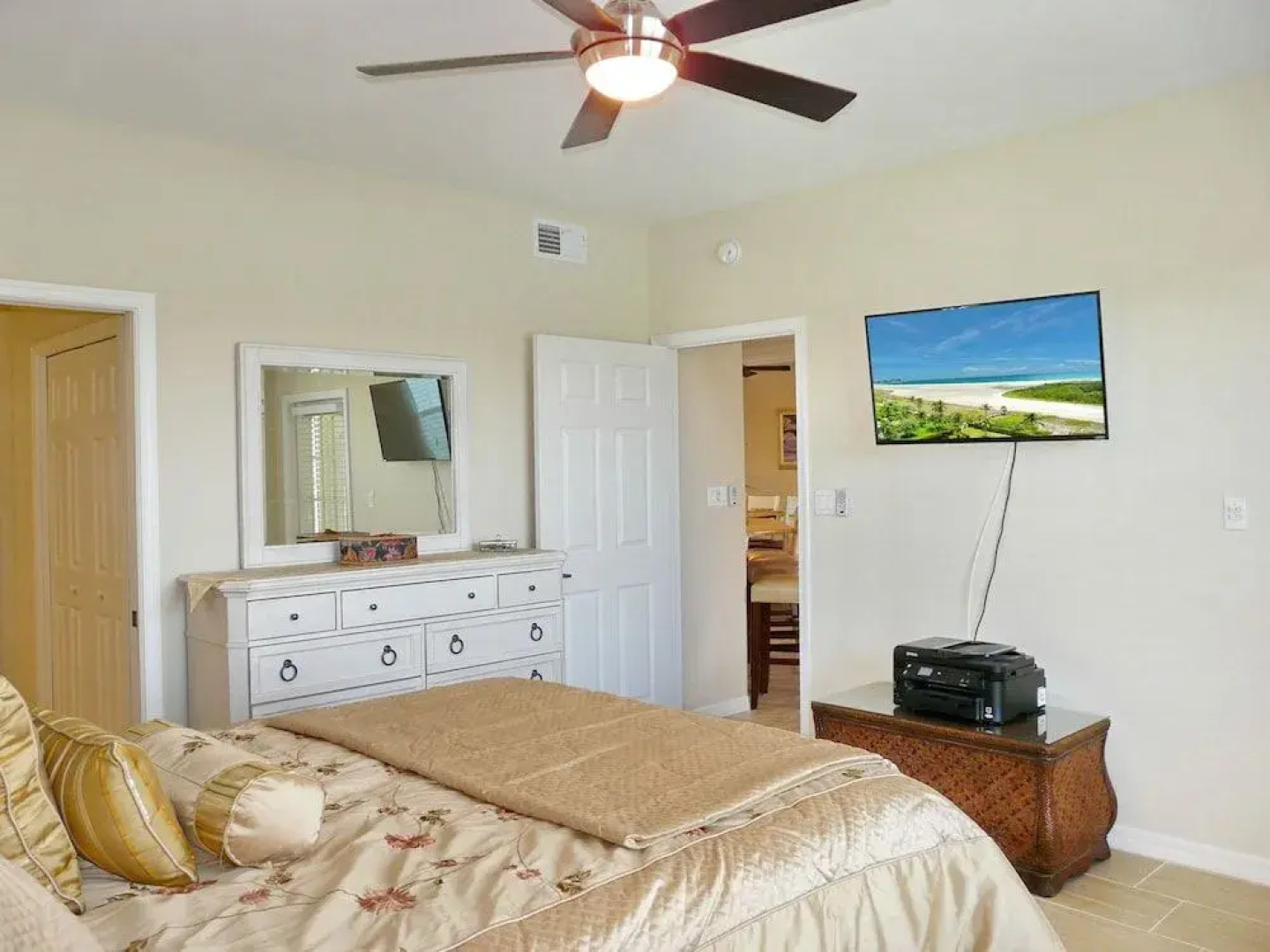 670 Club Marco Circle, Unit 102