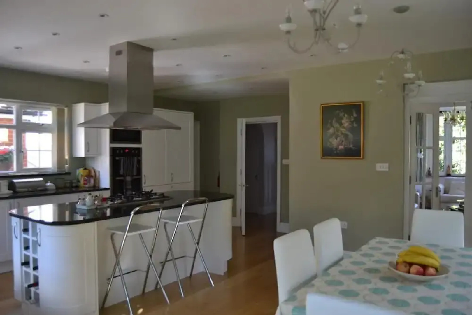 Leafy Suburban Bed & Breakfast