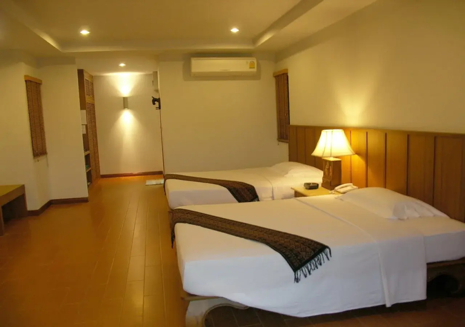 Sailom Resort Bangsaphan