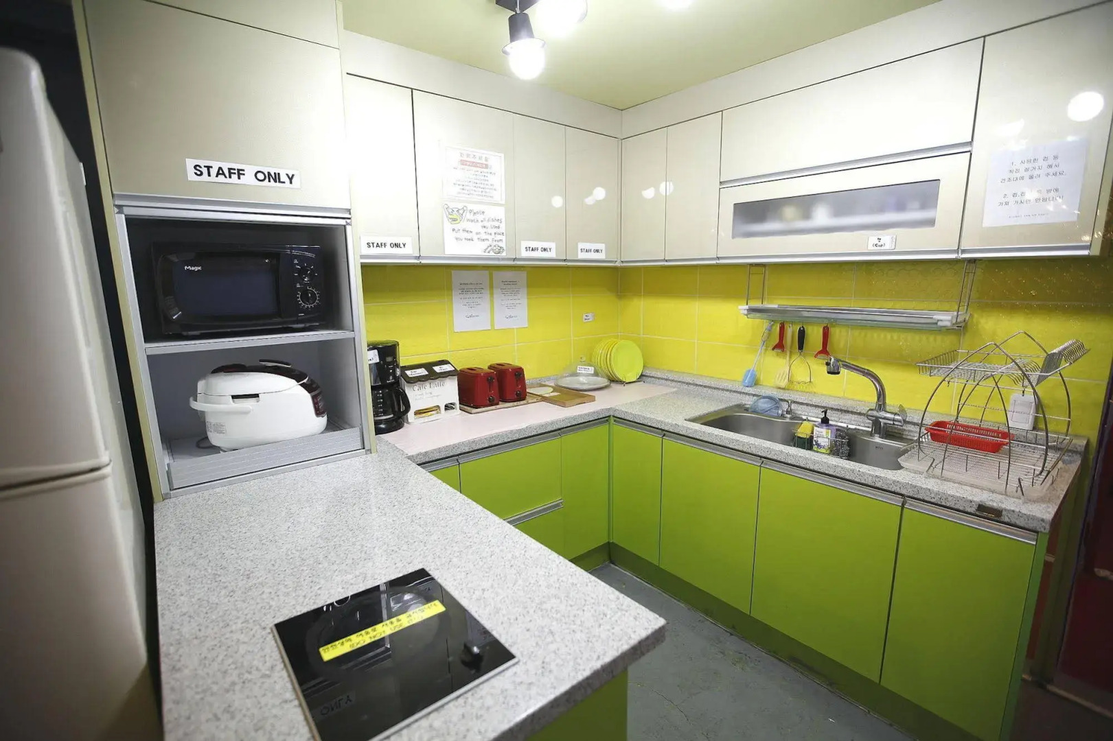 Bluefish Guesthouse - Hostel