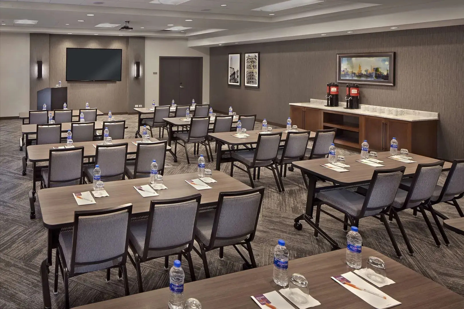 Hyatt Place Warwick / Providence Airport