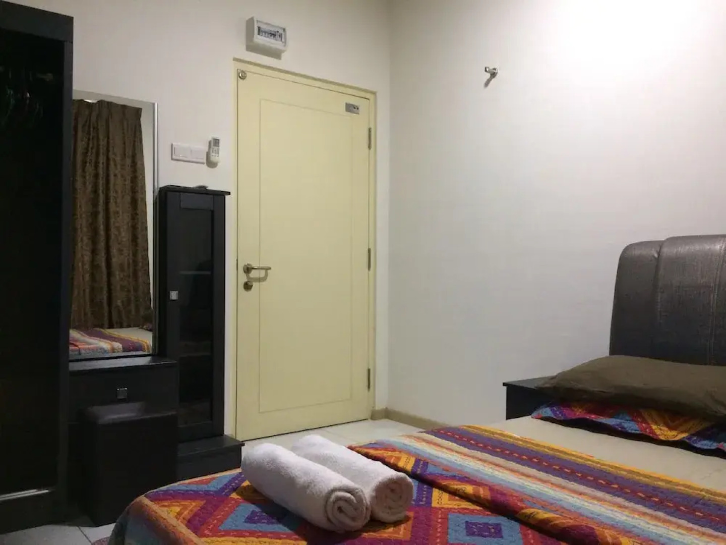 Lawang Suite Basic Roomstay