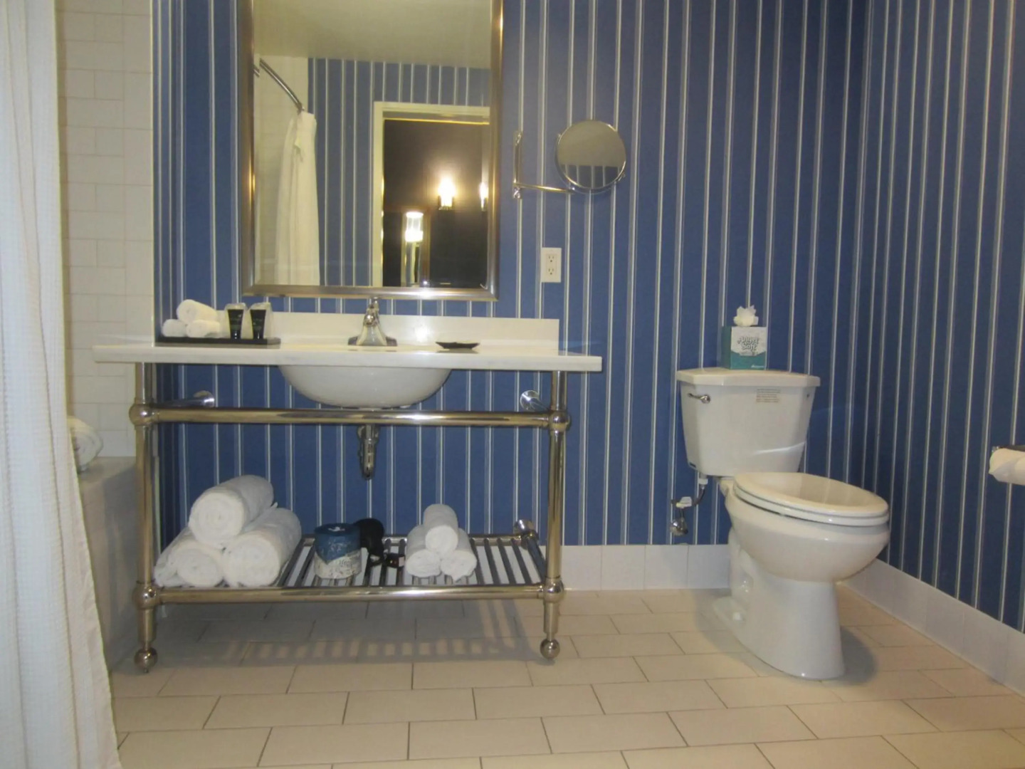 University Plaza Waterfront Hotel