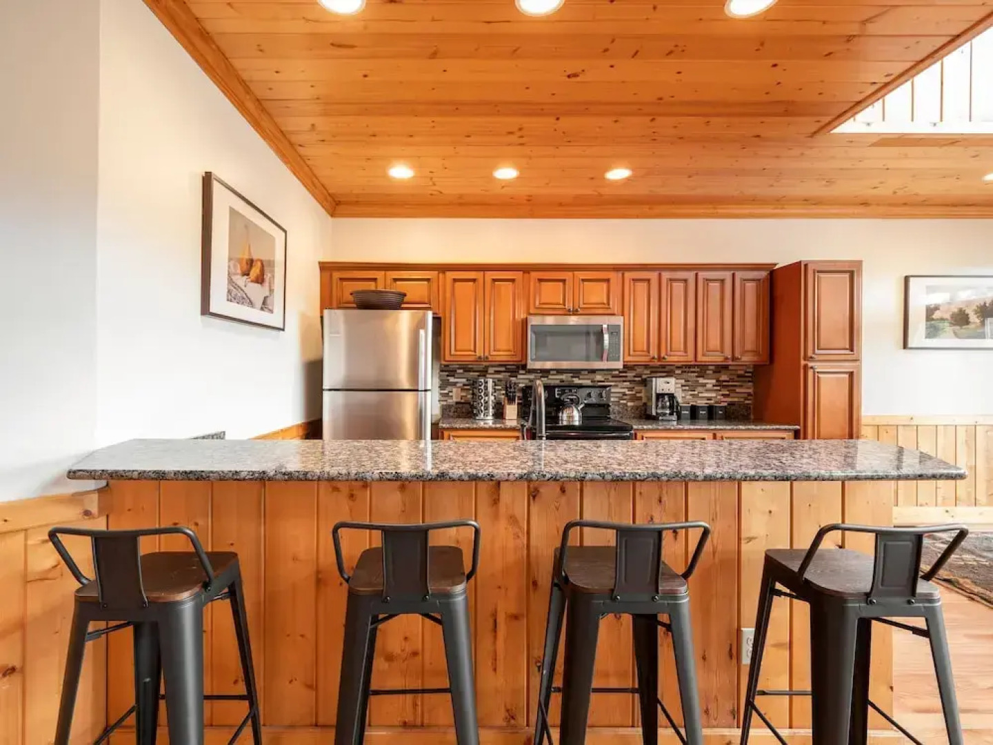 Red Oak by AvantStay Secluded Home w Gorgeous Views Pool Hot Tub Large Deck