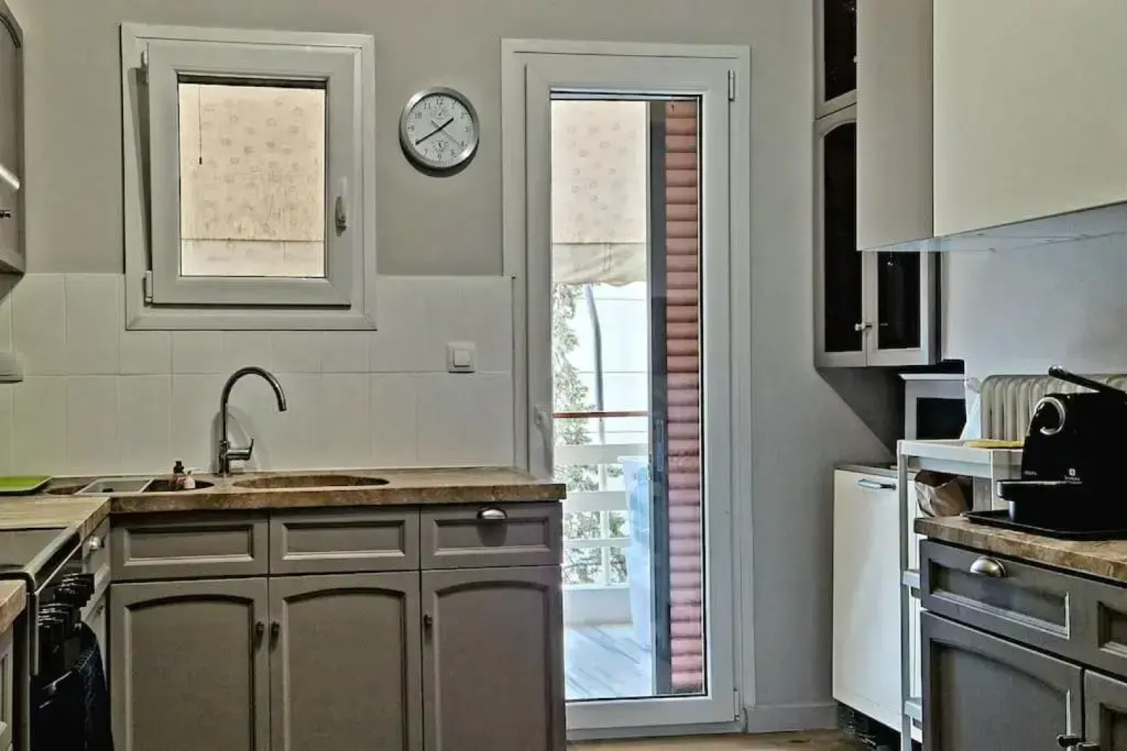 Renovated Private Studio - Metro Holargos 5' Walk