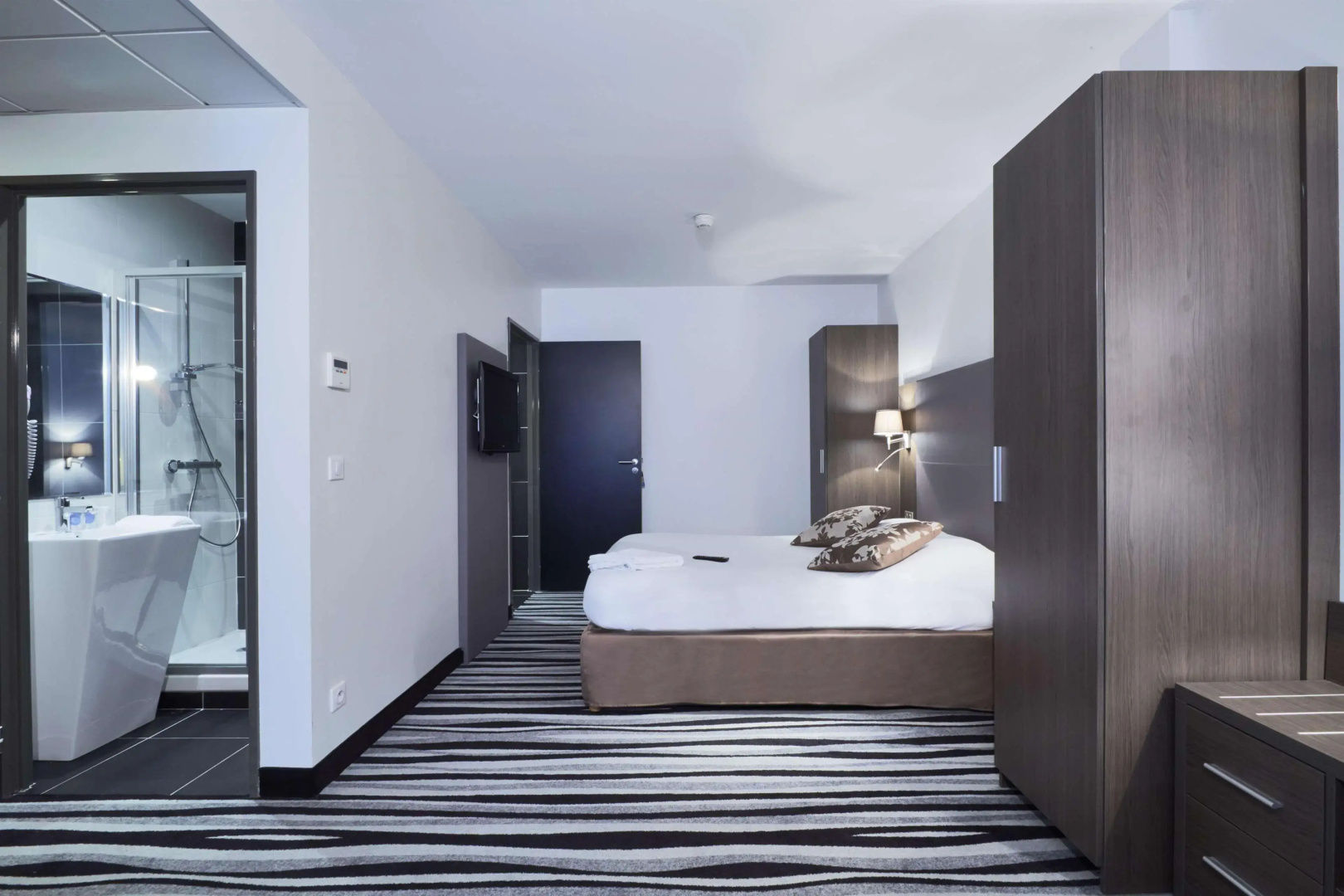 Hôtel Kyriad Saint Quentin en Yvelines - Montigny