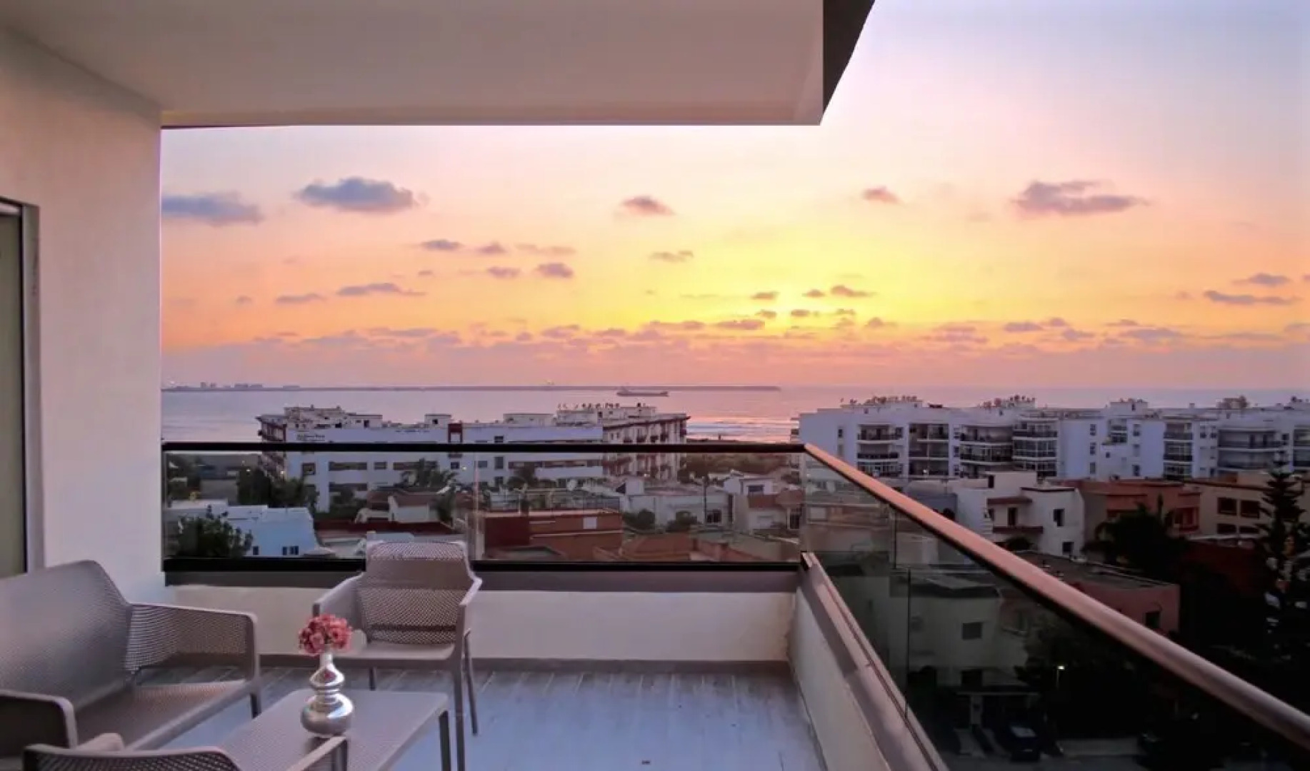 L'Escale Suites Residence by 7AV Hotels