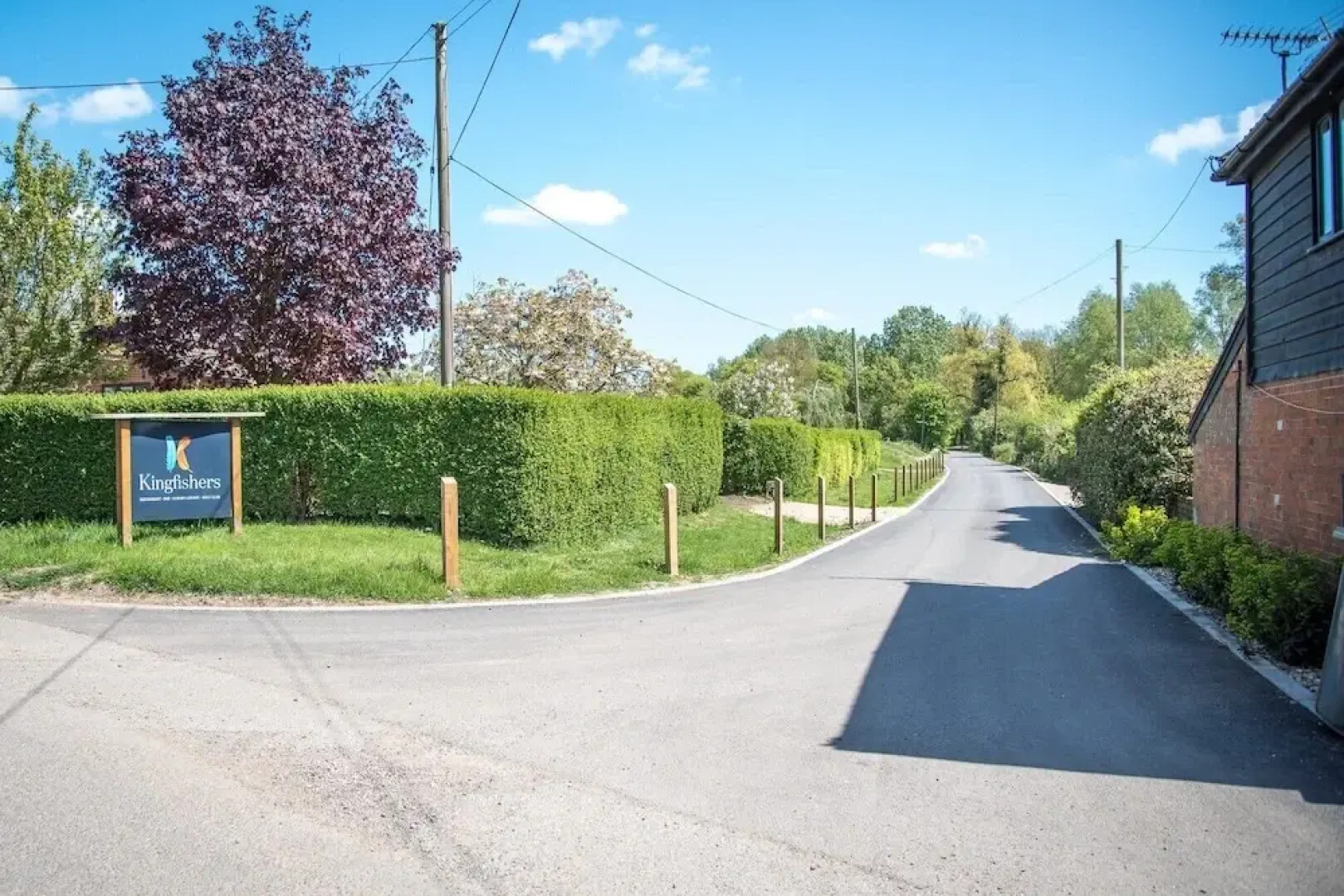 Oak Lodge With Hot Tub, Kingfishers