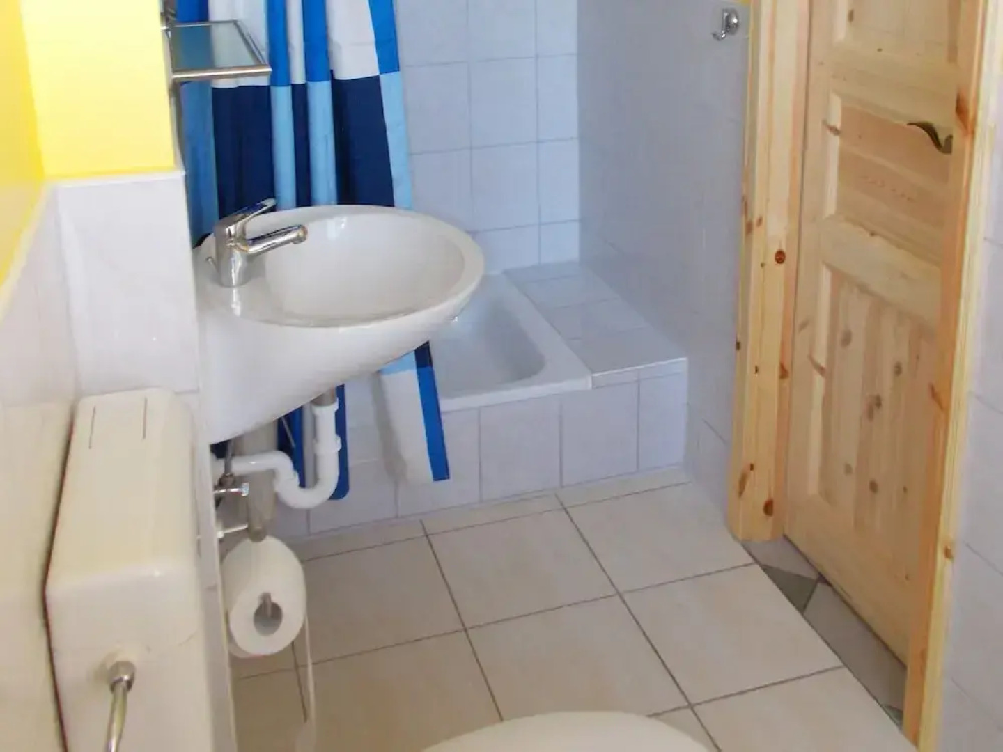 Modern Apartment in Elmenhorst Near Sea