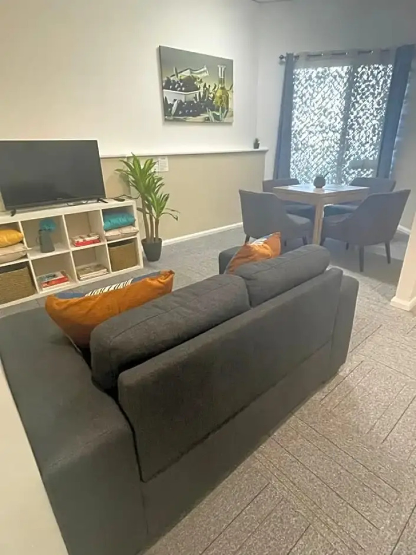 Budget Motel Rooms, 1Short St Morisset