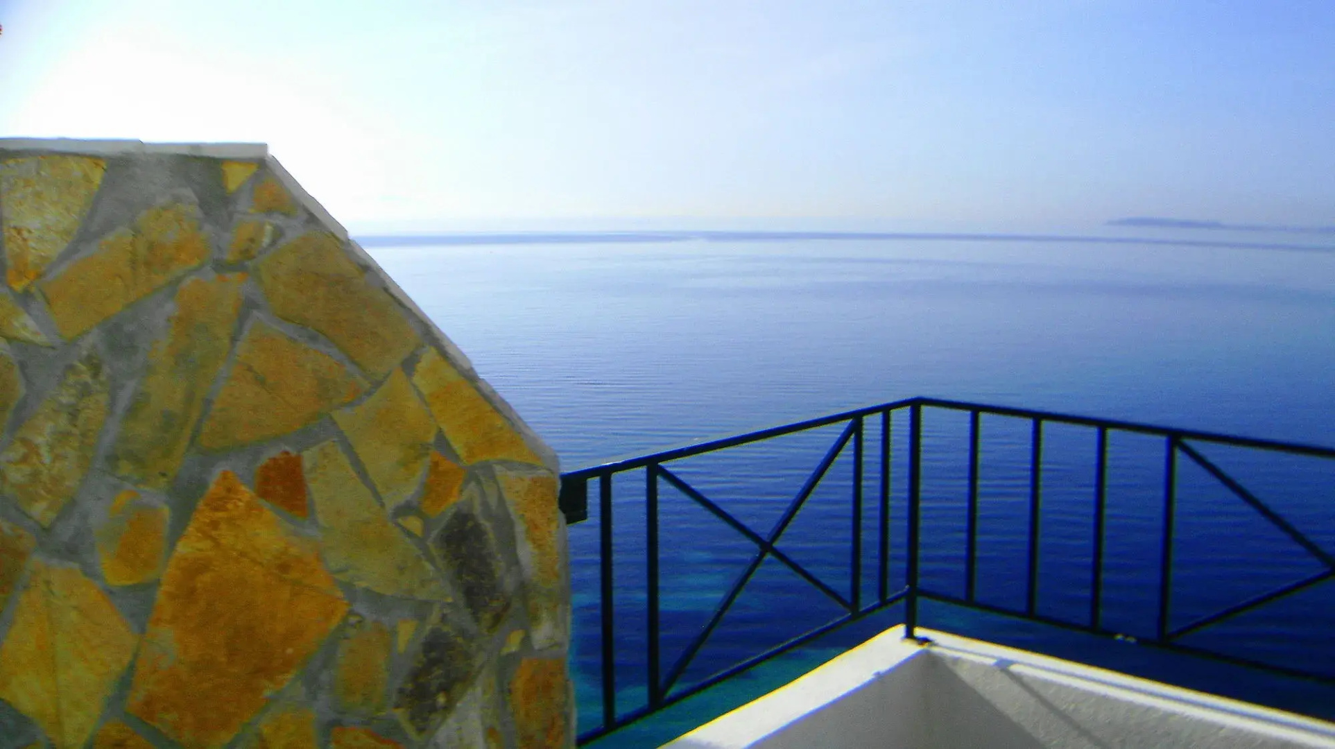 Oceanis Rooms Apartments
