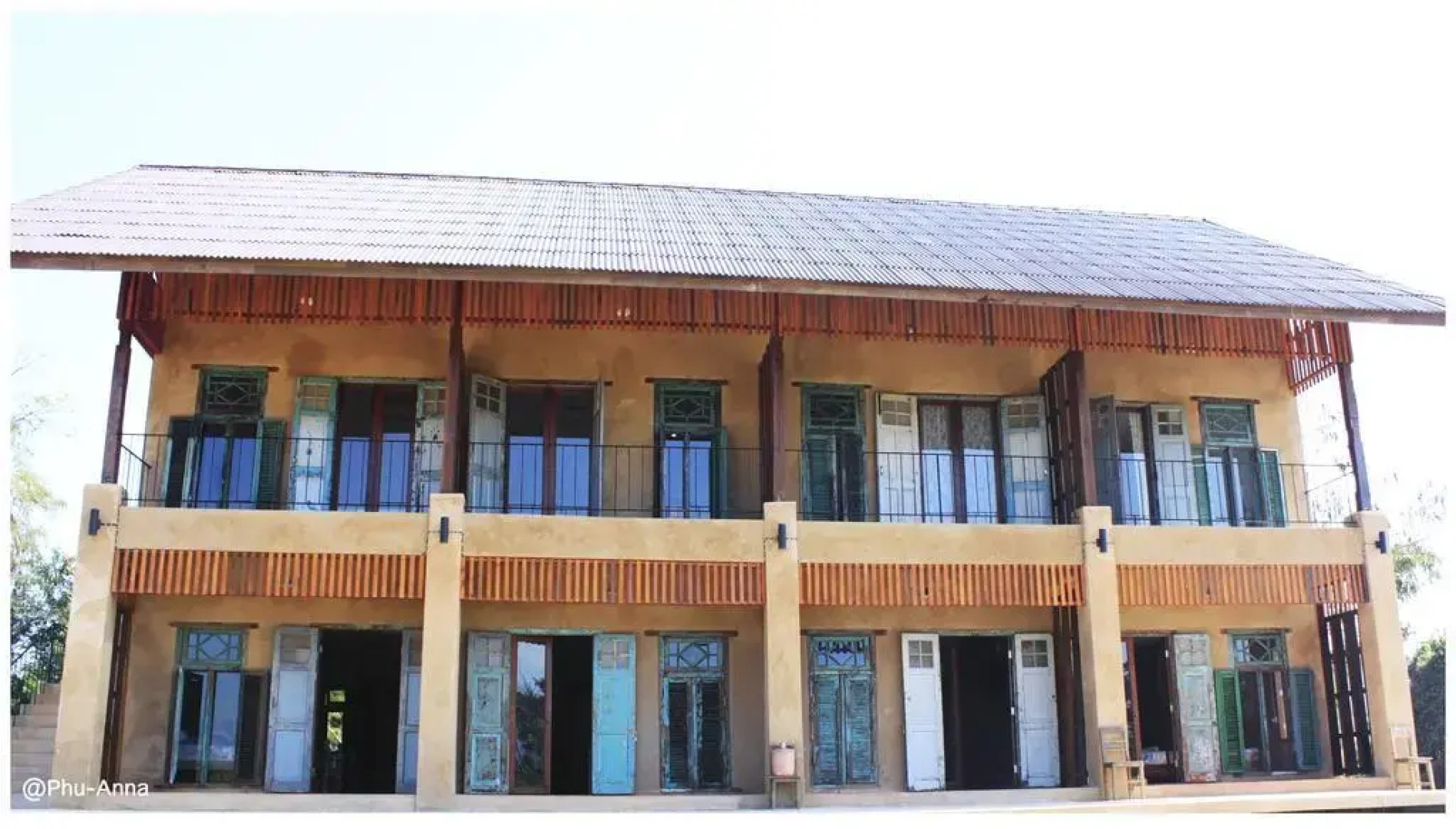 Phu-Anna Eco House
