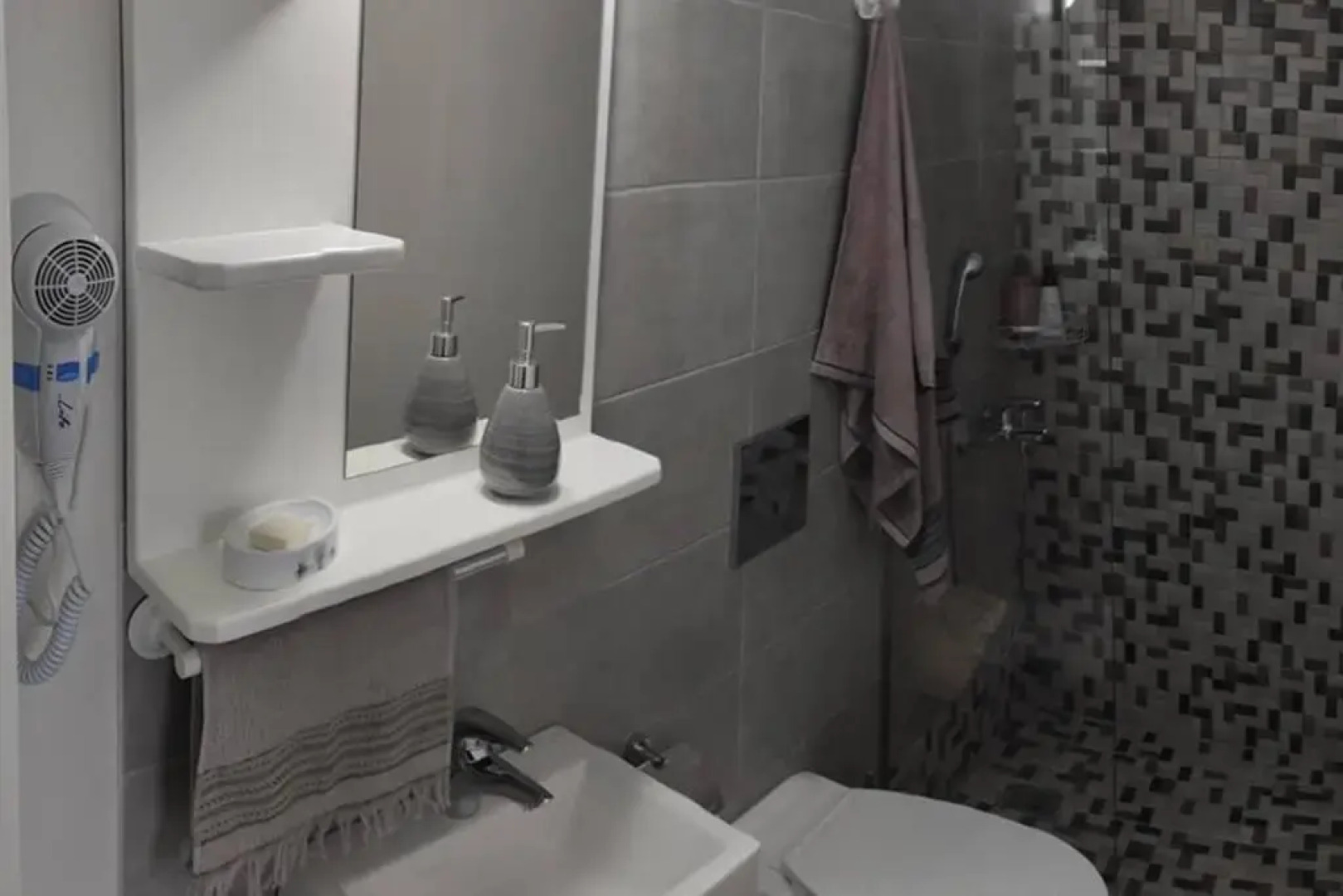 Brand new & Comfy studio on the Village Square