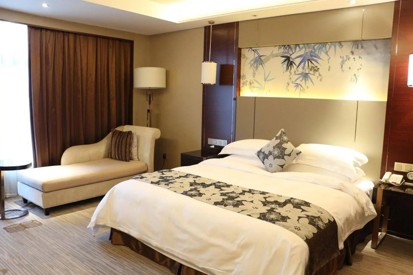 Ramada Yiyang Taojiang