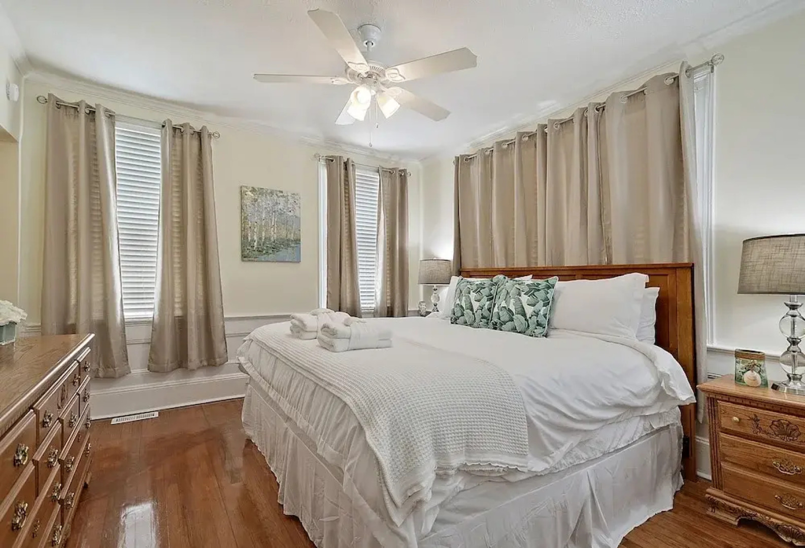 New Listing! Historic In Downtown Charleston 5 Bedroom Home