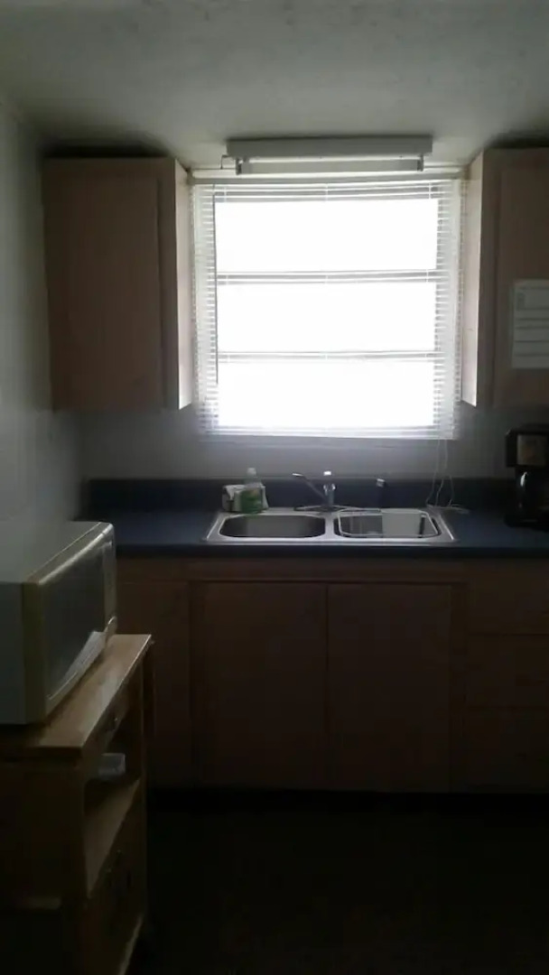 Astor Bridge Marina & Motel