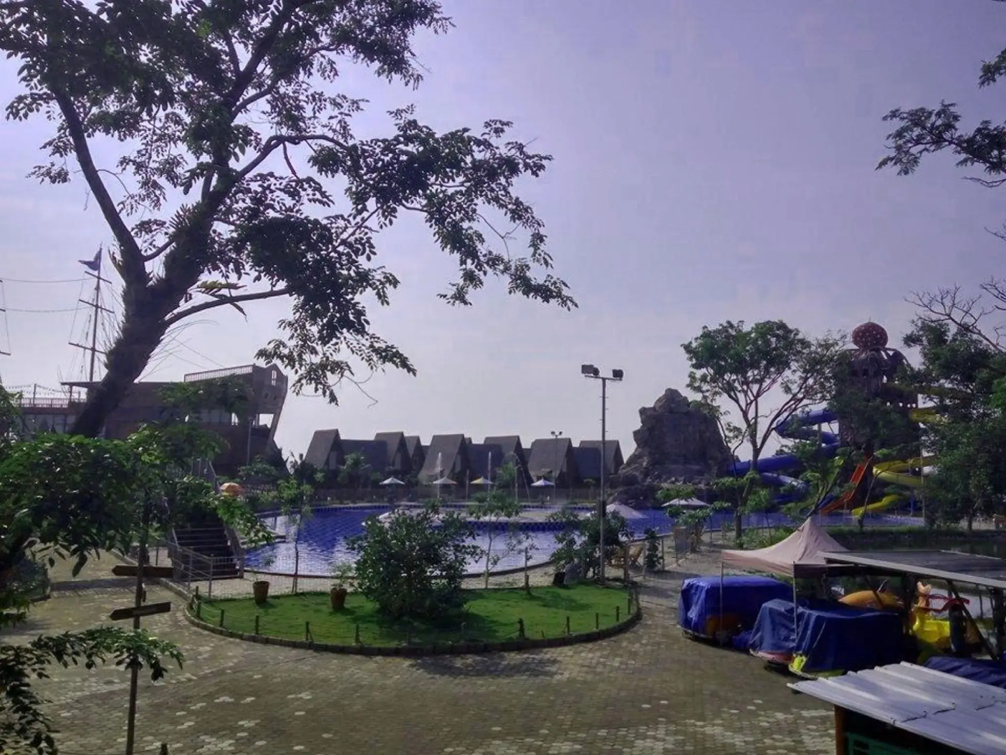 Seaview Cottage Cirebon Waterland