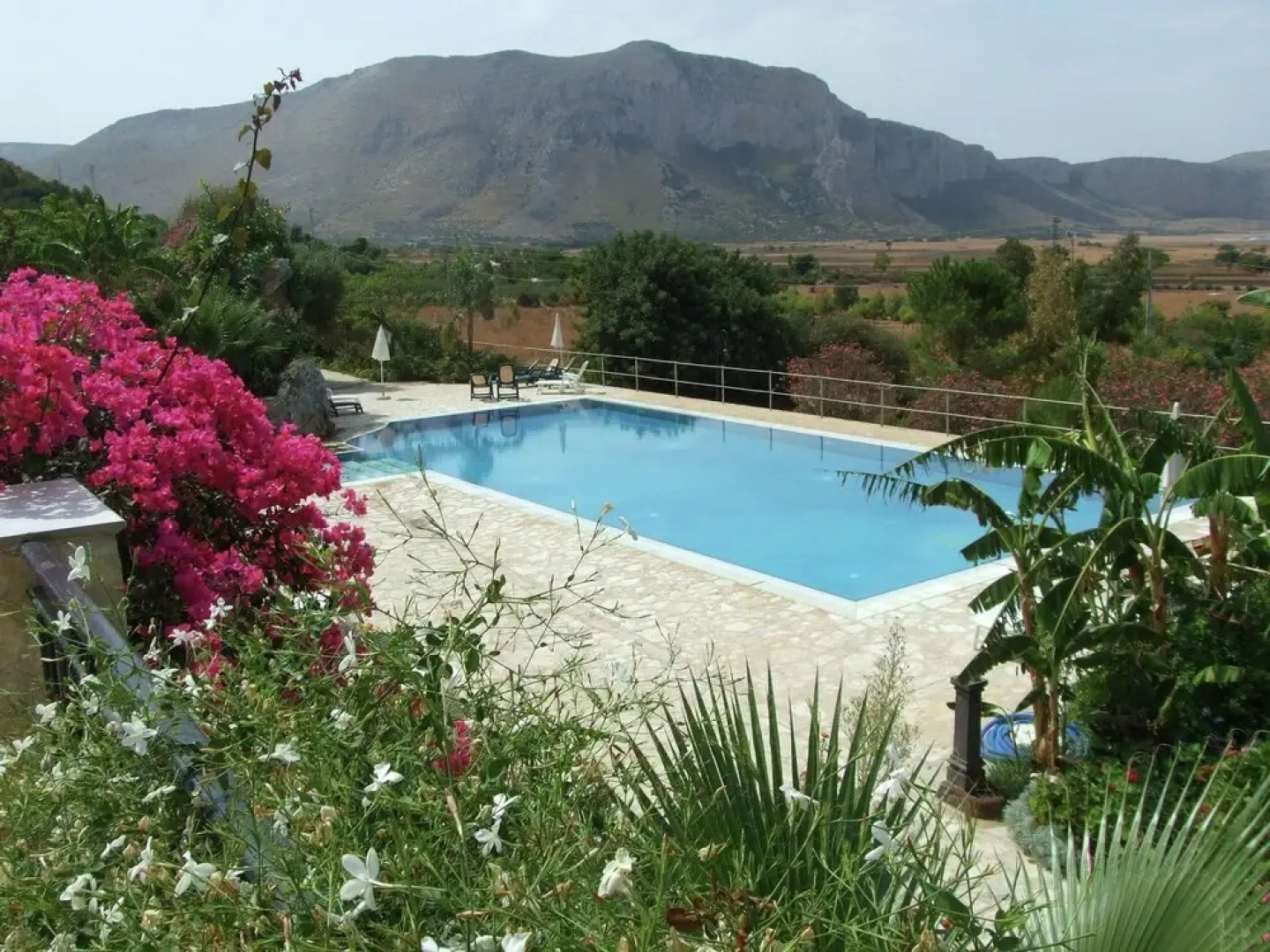 Cozy Apartment With air Conditioning Only 600 m From the sea