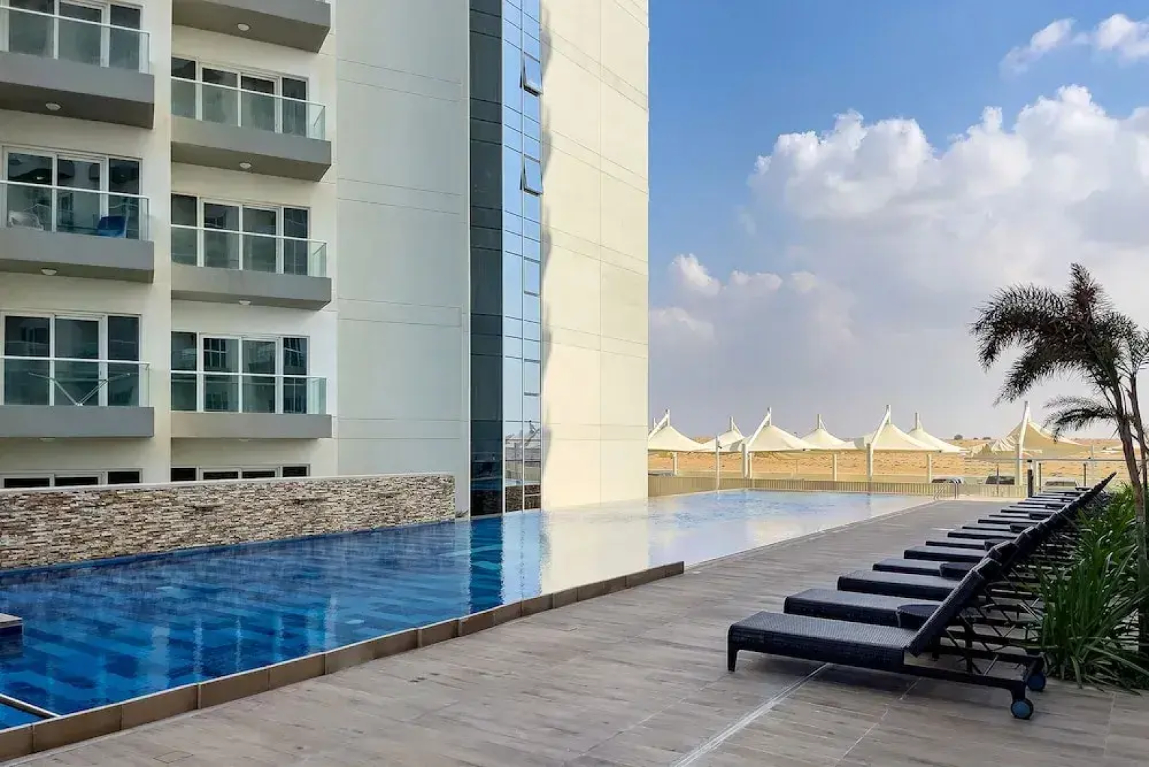 Cozy studio at DamacHills2