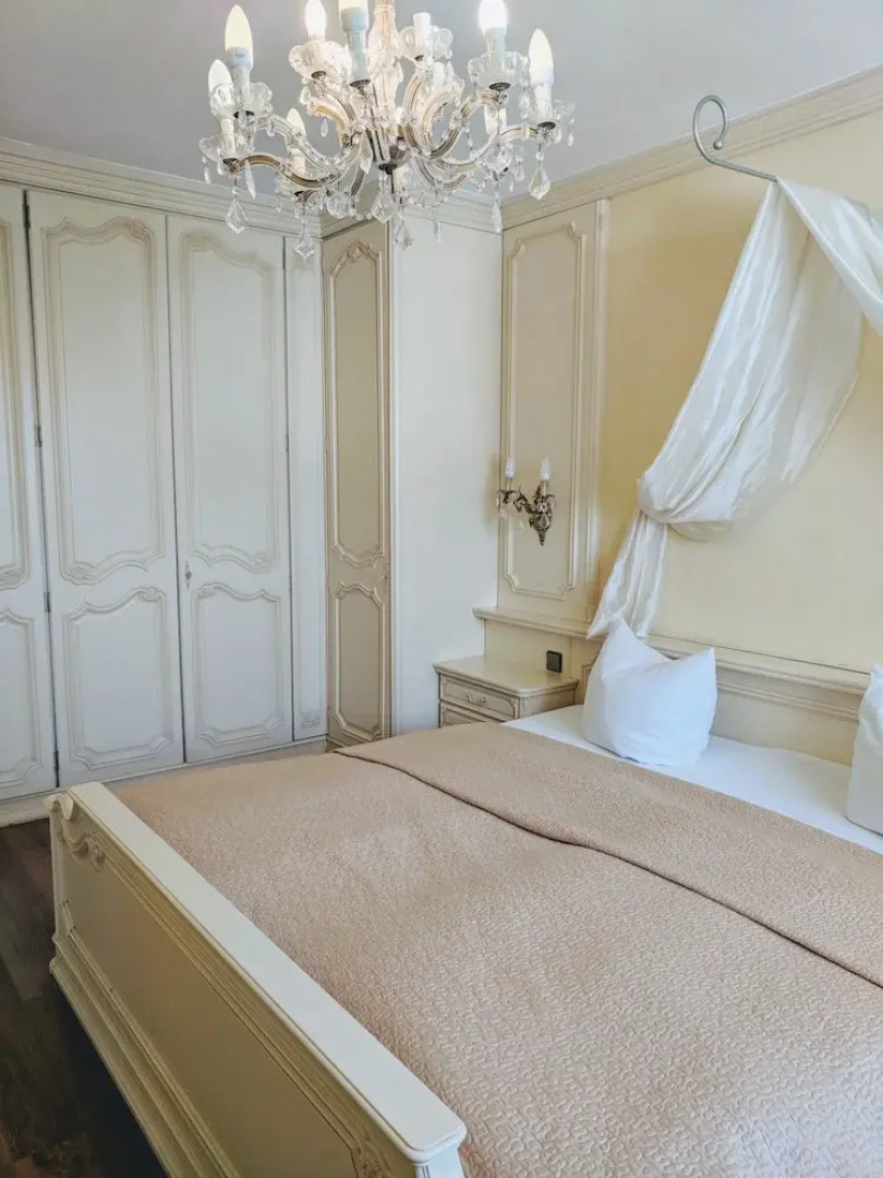 Apartmenthaus am Rhein