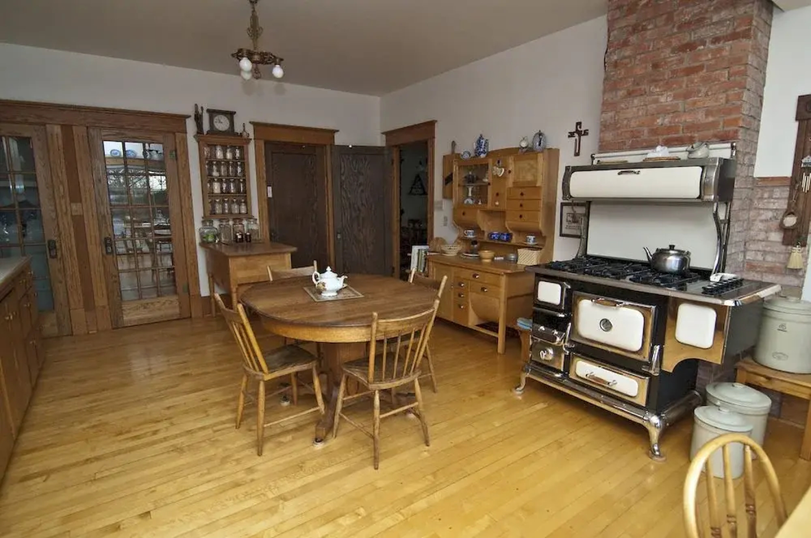 Sproule Heritage Bed and Breakfast