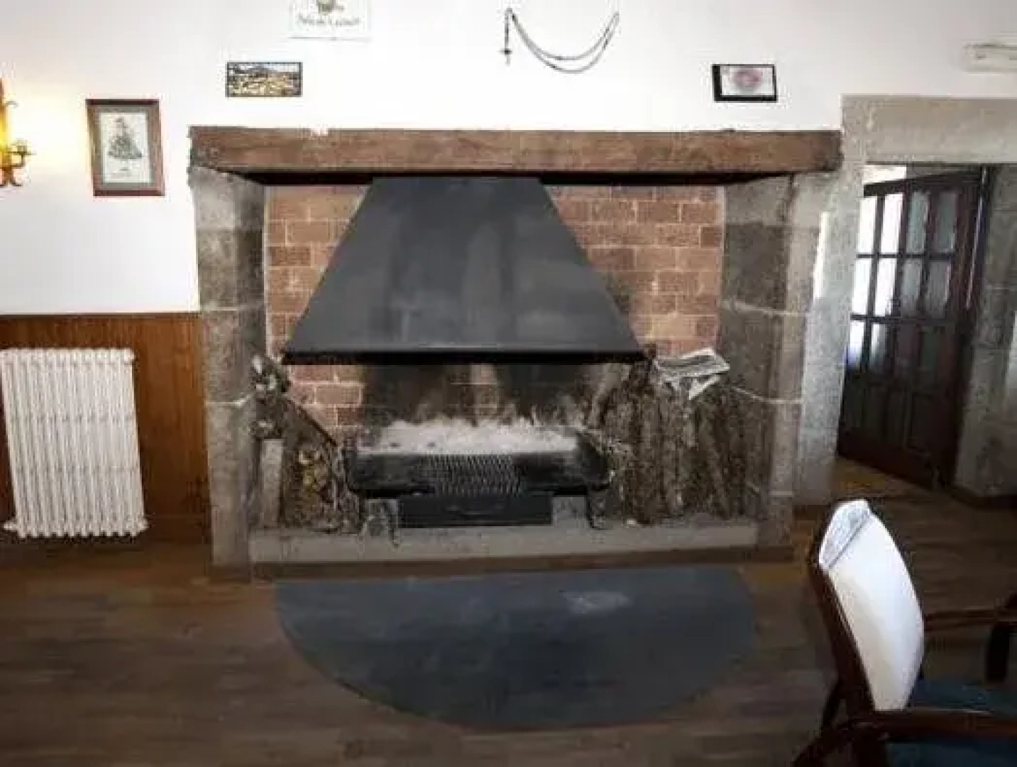 Santuari de la Salut de Sant Feliu de Pallerols