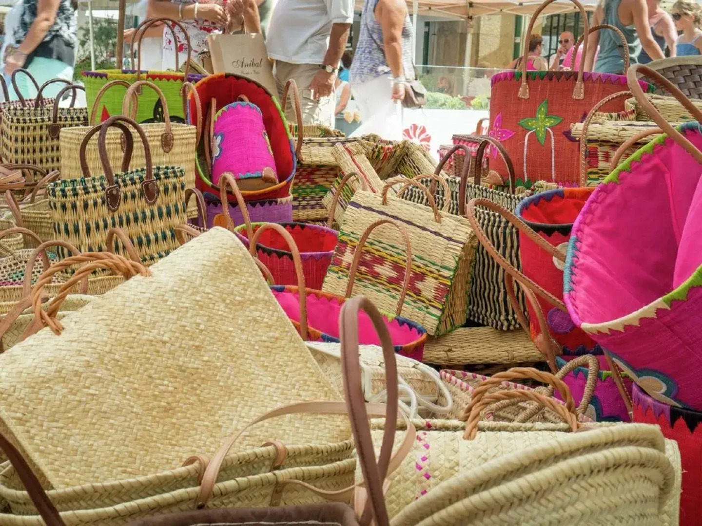 Very Spacious Apartment With Lots of Grandeur and Great Views