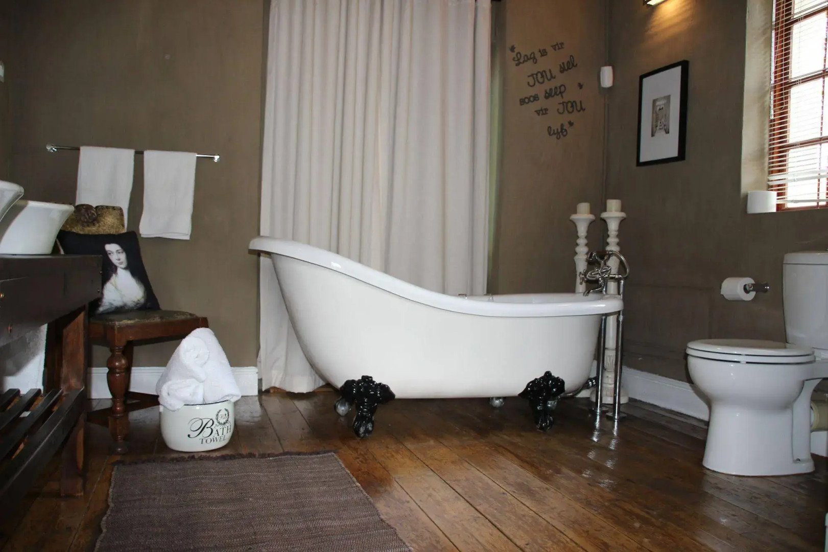 La Montagne Bed & Breakfast