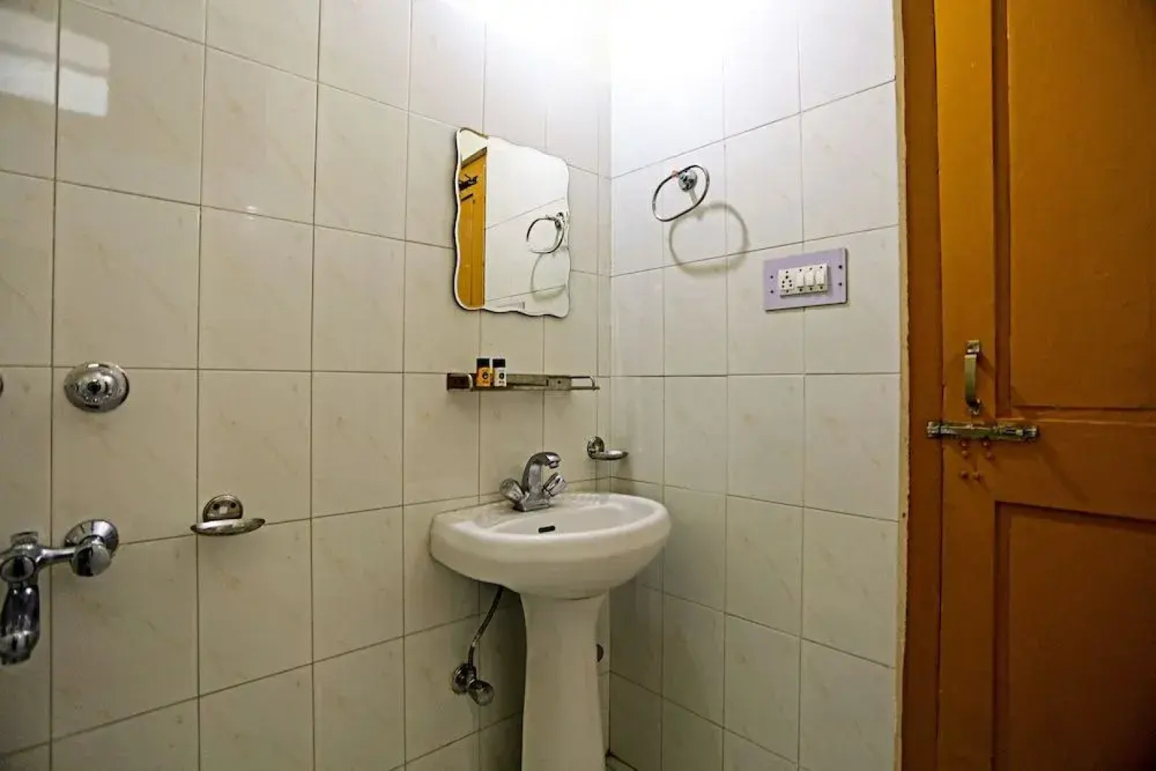 OYO 5910 Hotel Anupam