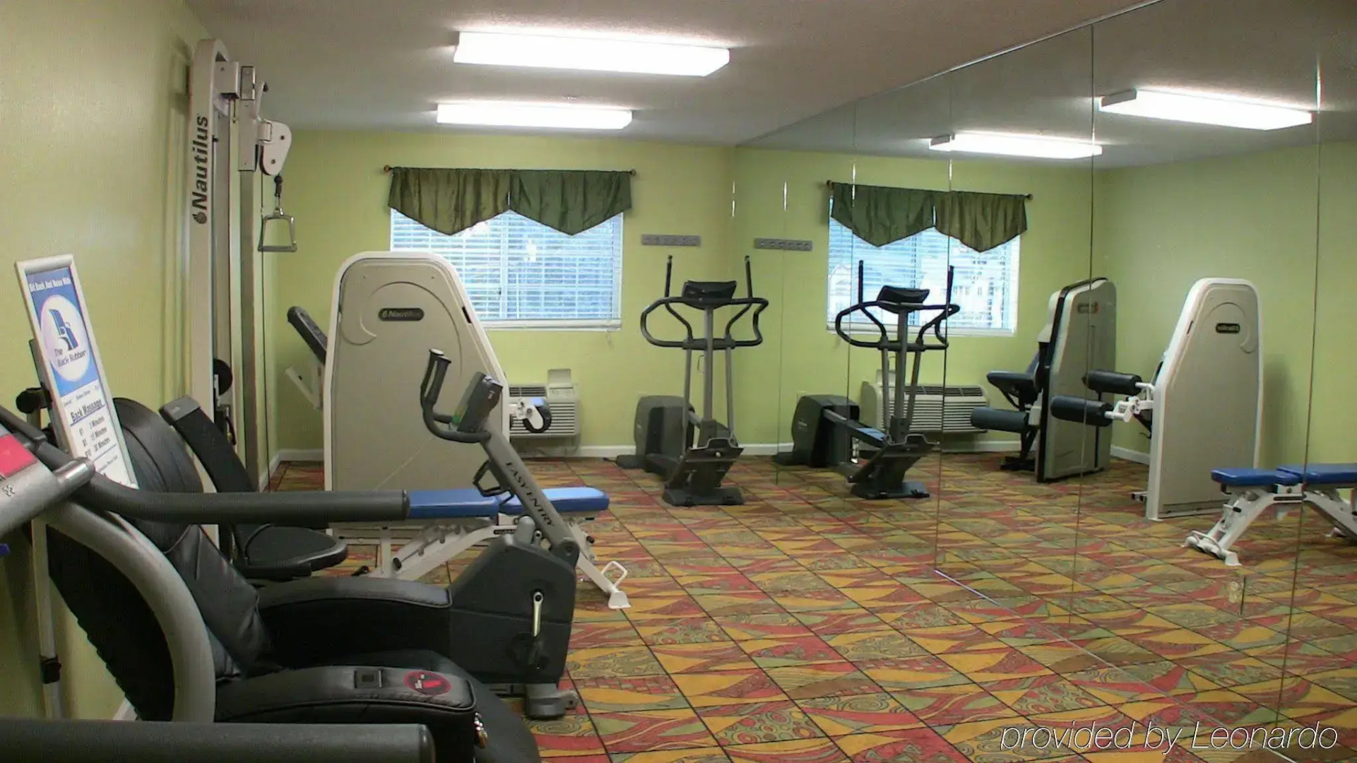 Best Western Plus Newport News Inn & Suites