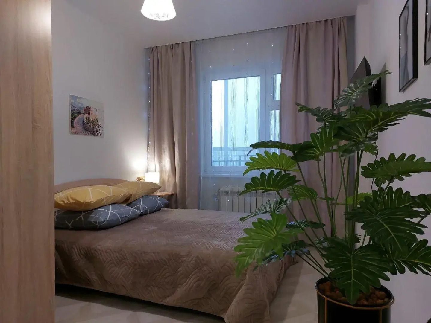 Сладкая подушка в микрорайоне 203