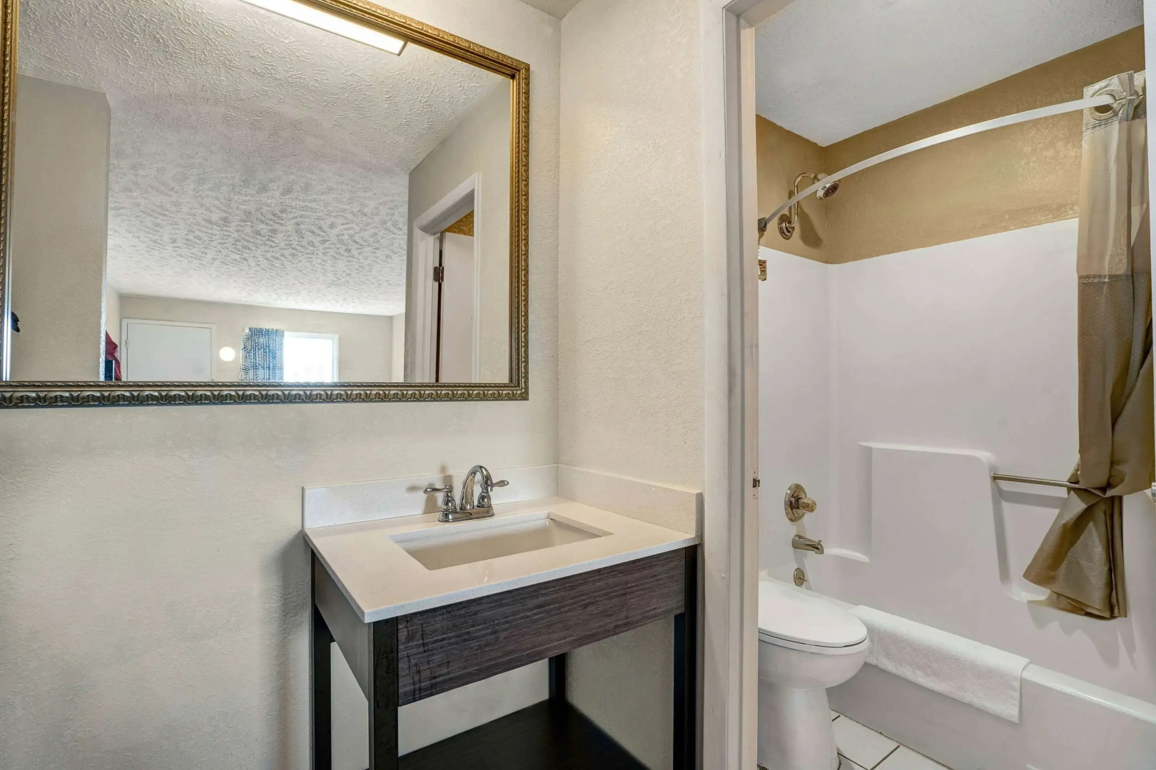 Motel 6 Hillsville, VA