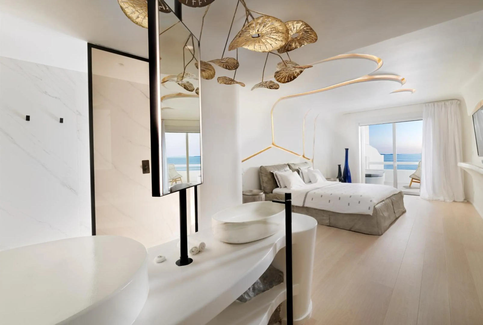 Отель Cavo Tagoo 