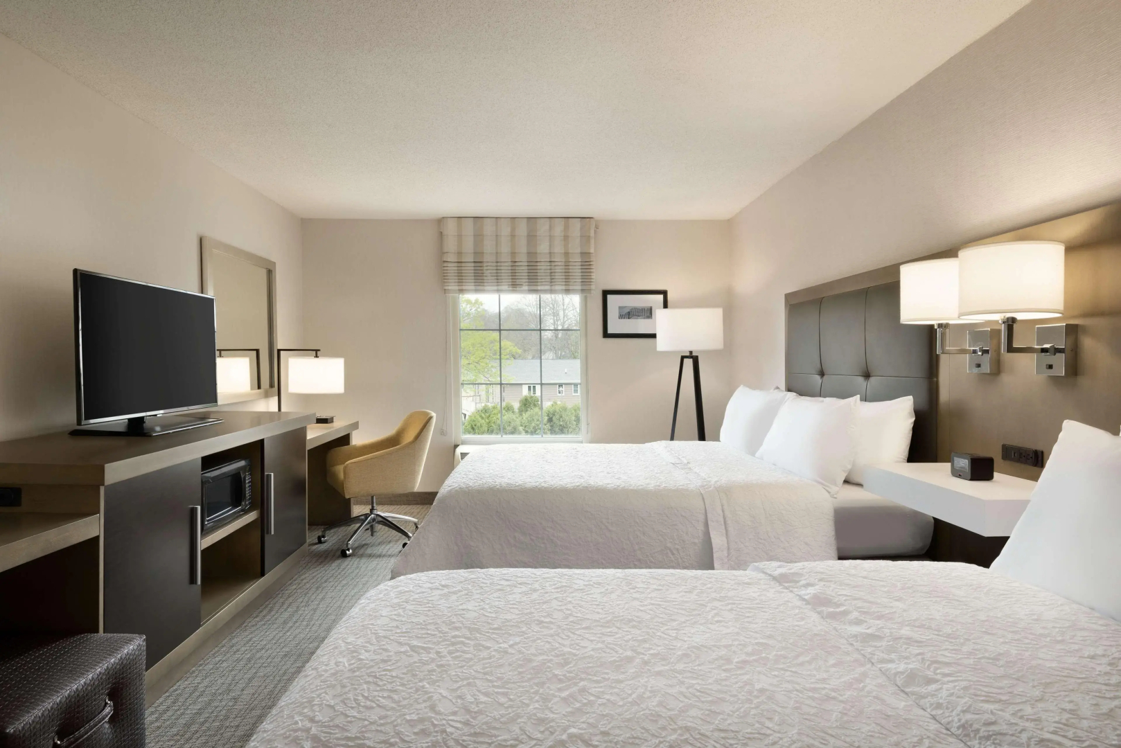 Hampton Inn & Suites Newport/Middletown
