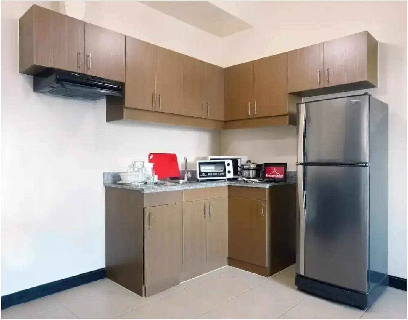 Home Edge Accommodations at Tivoli Garden Residences