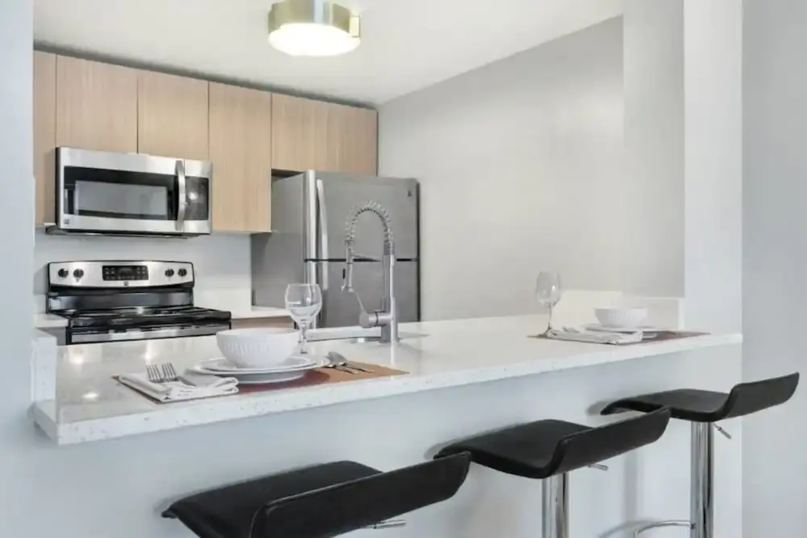 Global Luxury Suites at Monroe