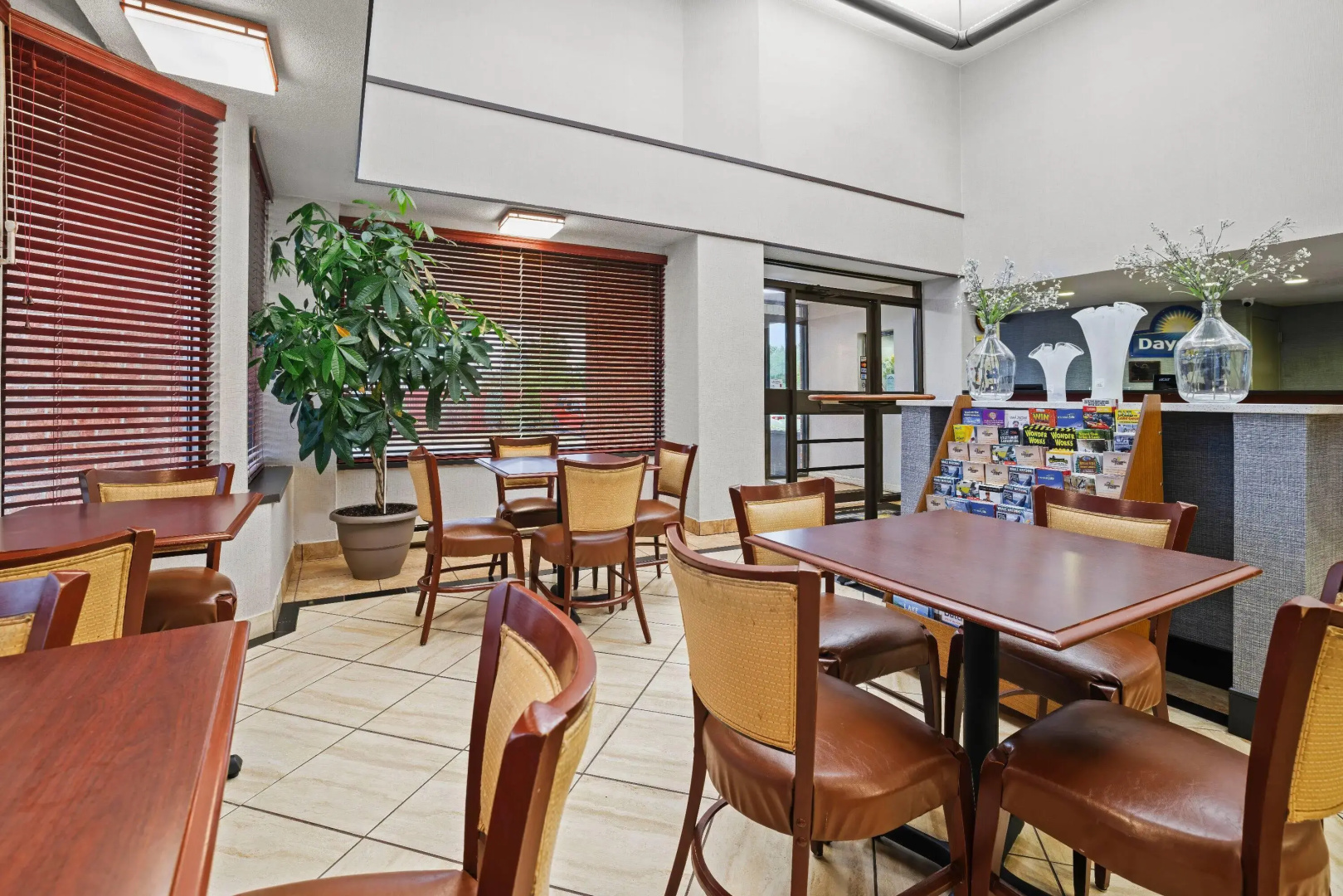 Days Inn by Wyndham Utica