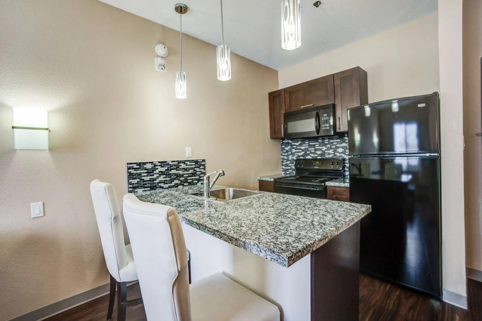 Motel 6 Red Deer, AB