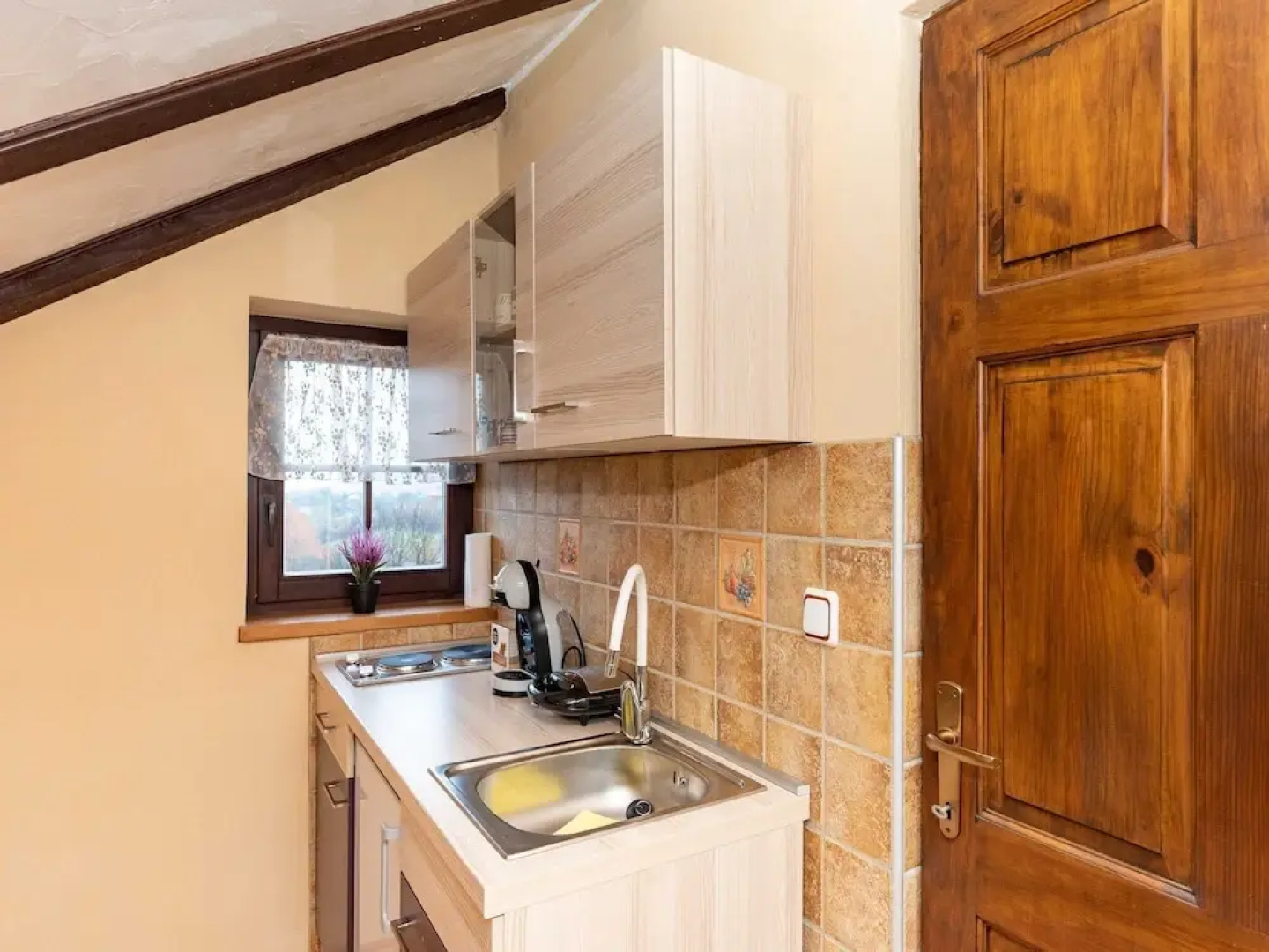 San Vinogradara - One Bedroom Holiday Home With Hot Tube