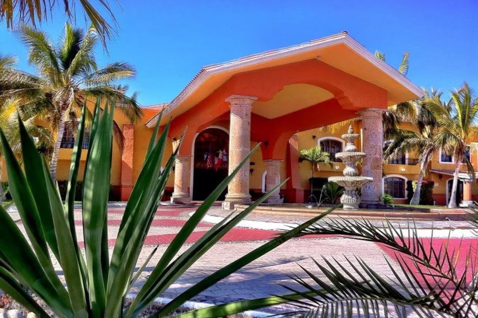 Hotel Grand Plaza La Paz