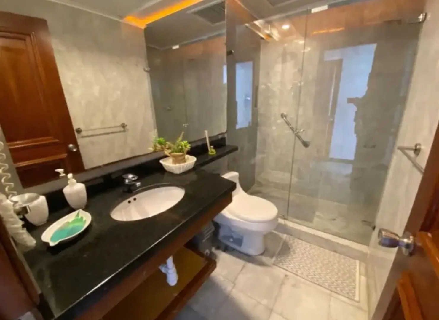 Apartamento con Playa Privada en Sunrise