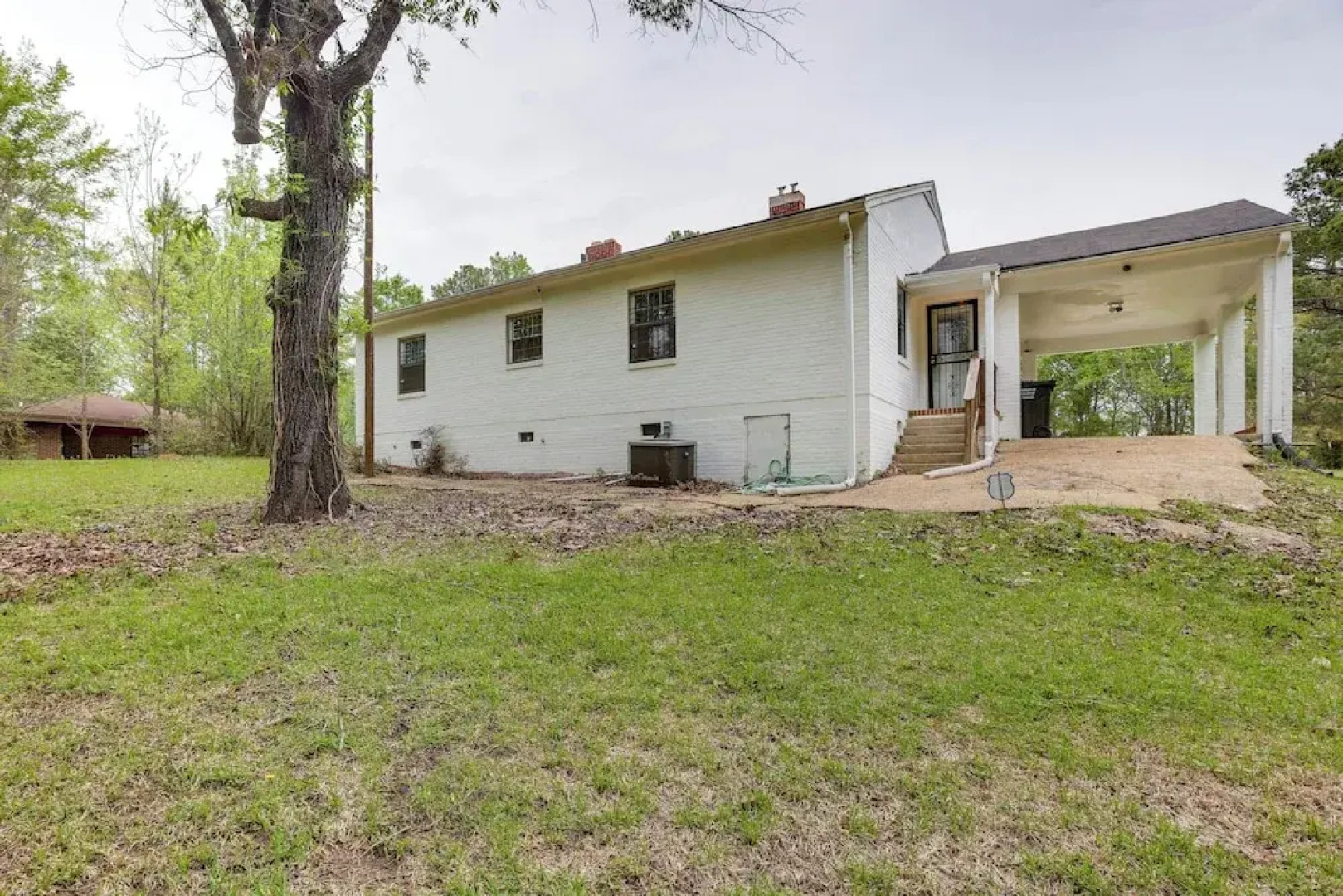 Cozy Tuskegee Home - 20 Mi to Auburn University!