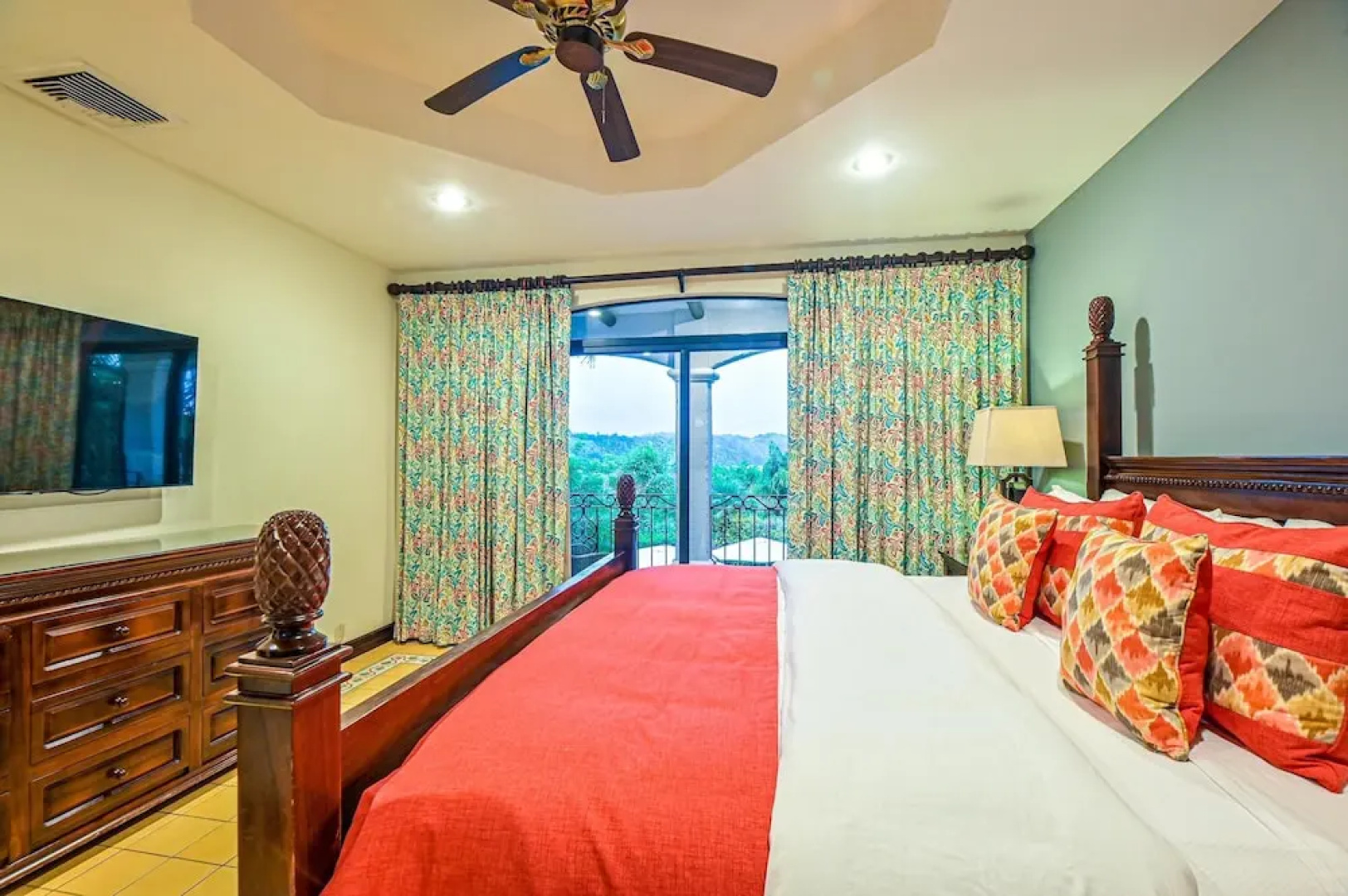 Casa Patron 6 bdr Private Home With Pool and Game Room