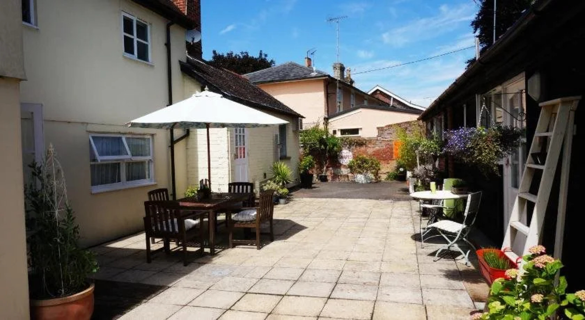 Ship Stores Guest House