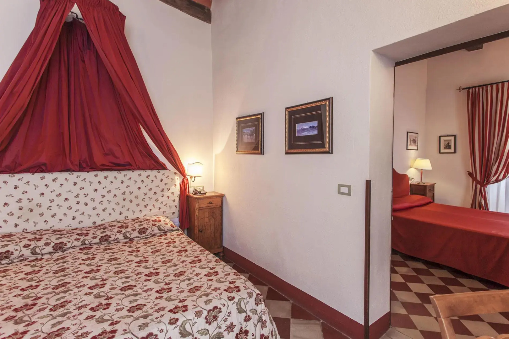 Il Chiostro del Carmine