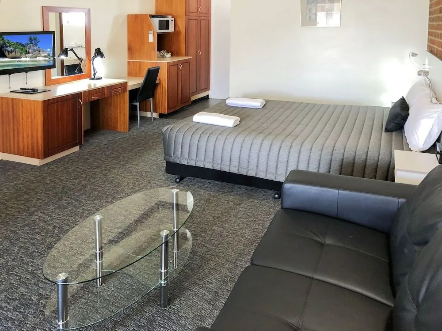 The Leeton Heritage Motor Inn